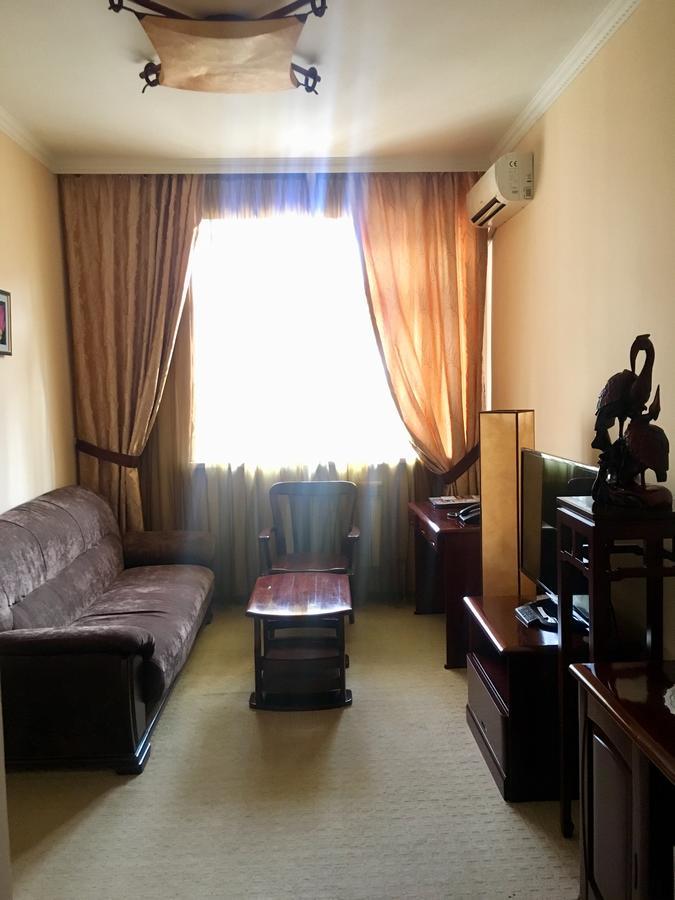 Hotel Flamingo Aktobe Exterior foto